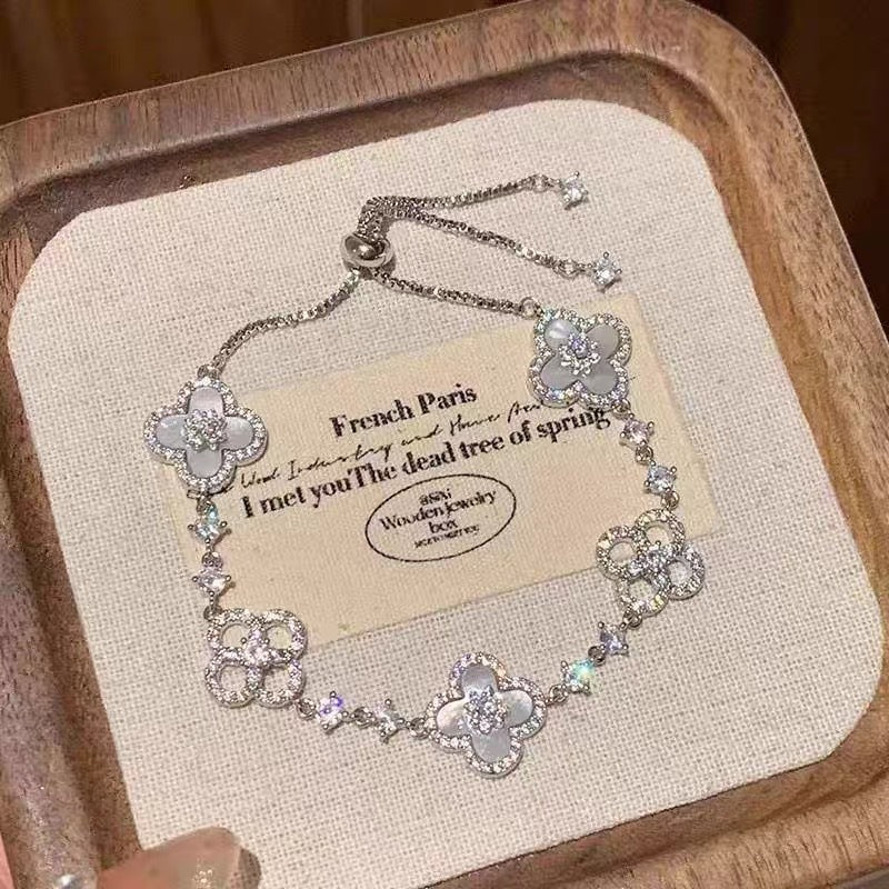 Funkelndes Cleef Armband