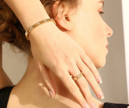 Timeless Ring